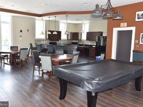 4195 S Four Mile Run Drive 203, Arlington VA 22204