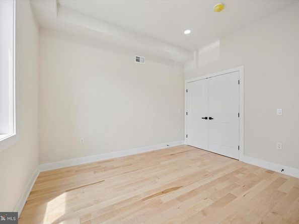 604 Mckean Street, Philadelphia PA 19148