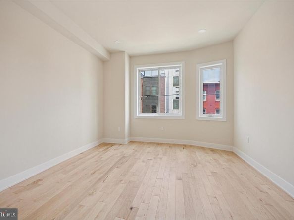 604 Mckean Street, Philadelphia PA 19148