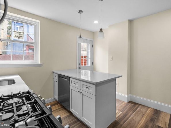 1611 N Cadwallader Street, Philadelphia PA 19122