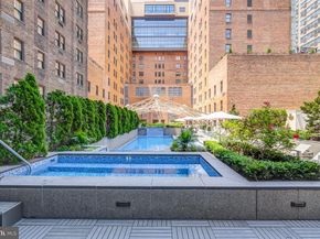 219 S 18TH Street 1415, Philadelphia PA 19103