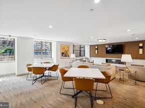 219 S 18TH Street 1415, Philadelphia PA 19103
