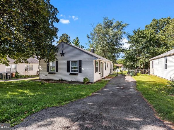 2637 Barnes Avenue, Abington PA 19001
