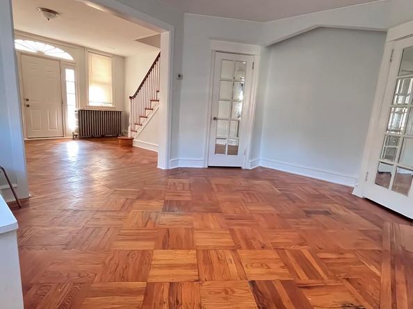 534 E Carver Street, Philadelphia PA 19120