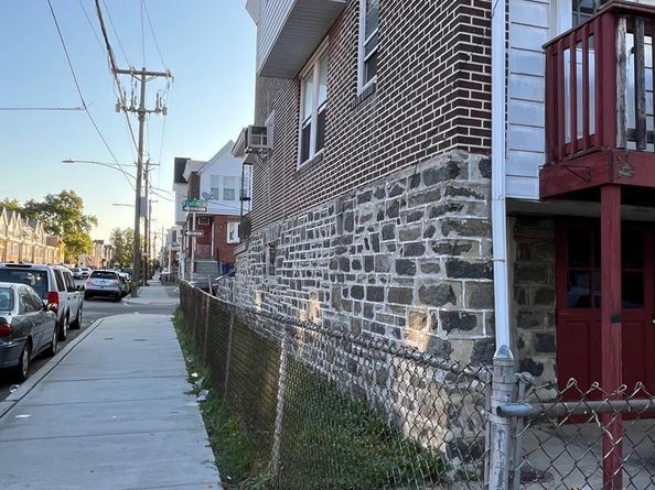 534 E Carver Street, Philadelphia PA 19120