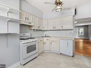 862 N Beechwood Street, Philadelphia PA 19130