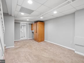 862 N Beechwood Street, Philadelphia PA 19130