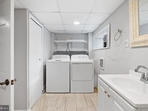 862 N Beechwood Street, Philadelphia PA 19130