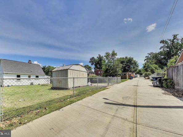 1135 46TH Street SE, Washington DC 20019