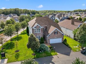 195 Roosevelt Drive, Yardley PA 19067