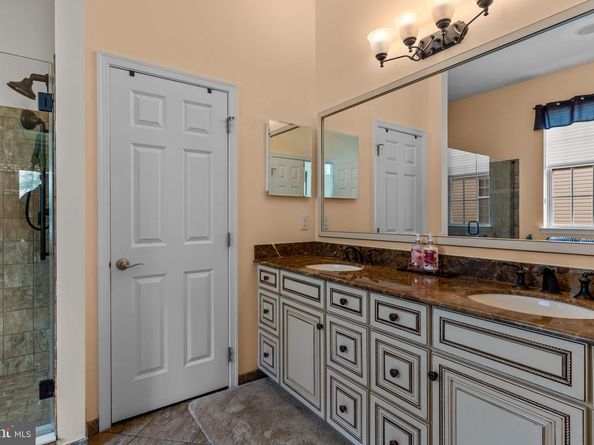 195 Roosevelt Drive, Yardley PA 19067