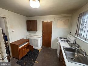 7732 Temple Road, Philadelphia PA 19150