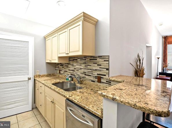 1600 Arch Street 1610, Philadelphia PA 19103