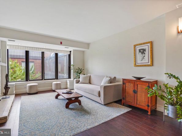 1080 Wisconsin Avenue NW 3002, Washington DC 20007