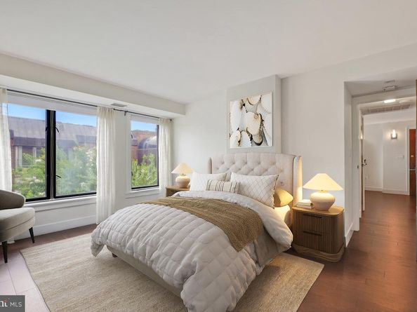 1080 Wisconsin Avenue NW 3002, Washington DC 20007