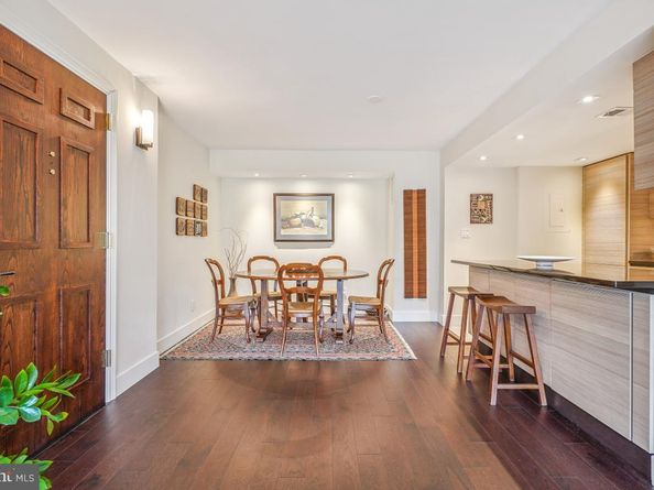 1080 Wisconsin Avenue NW 3002, Washington DC 20007
