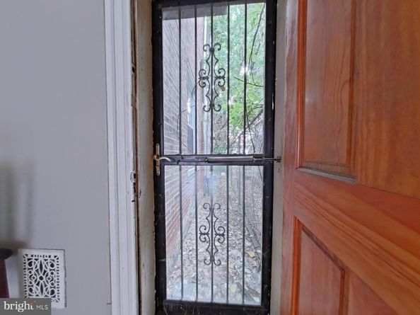 2409 N Park Avenue, Philadelphia PA 19132