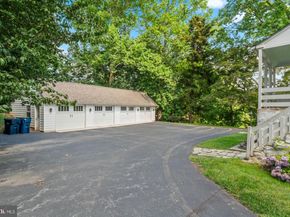 1266 Gulph Creek Drive, Wayne PA 19087