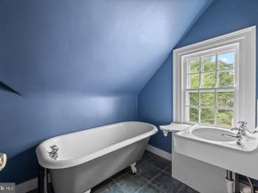 1266 Gulph Creek Drive, Wayne PA 19087