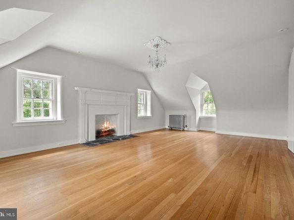 1266 Gulph Creek Drive, Wayne PA 19087