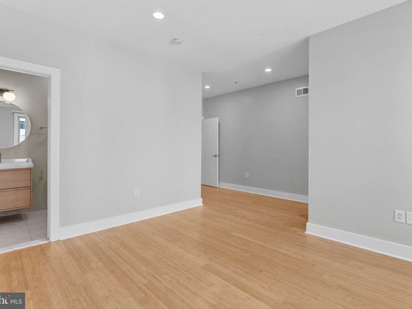 618 N American Street, Philadelphia PA 19123