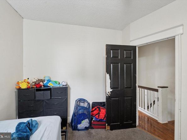 2088 Bridge Street, Philadelphia PA 19124