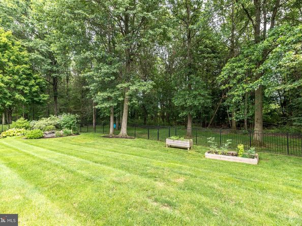 5262 Bailey Court E, Doylestown PA 18902