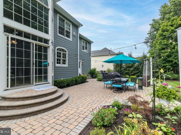 5262 Bailey Court E, Doylestown PA 18902