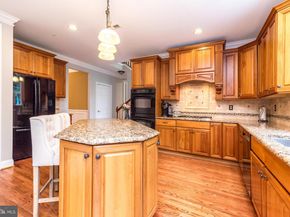 5262 Bailey Court E, Doylestown PA 18902