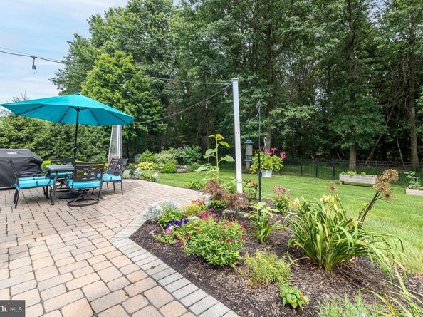 5262 Bailey Court E, Doylestown PA 18902