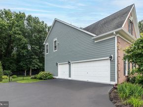 5262 Bailey Court E, Doylestown PA 18902