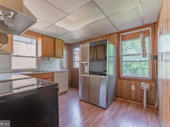 637 Chester Pike, Prospect Park PA 19076