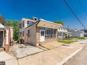 637 Chester Pike, Prospect Park PA 19076