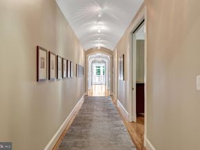 870 Alvermar Ridge Drive, Mclean VA 22102