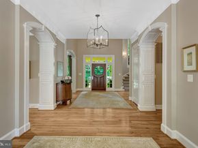 870 Alvermar Ridge Drive, Mclean VA 22102