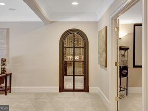 870 Alvermar Ridge Drive, Mclean VA 22102