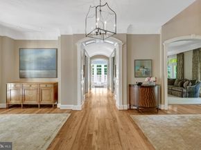 870 Alvermar Ridge Drive, Mclean VA 22102