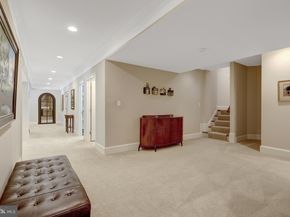 870 Alvermar Ridge Drive, Mclean VA 22102