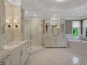 870 Alvermar Ridge Drive, Mclean VA 22102