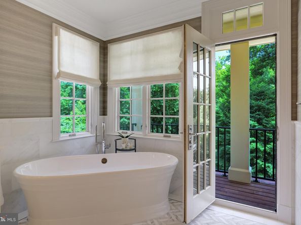 870 Alvermar Ridge Drive, Mclean VA 22102
