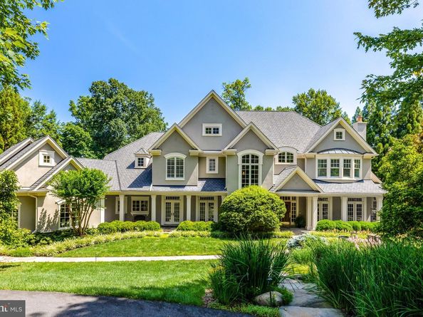 870 Alvermar Ridge Drive, Mclean VA 22102