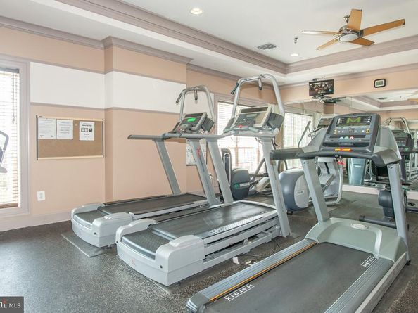 4850 Eisenhower Avenue 409, Alexandria VA 22304