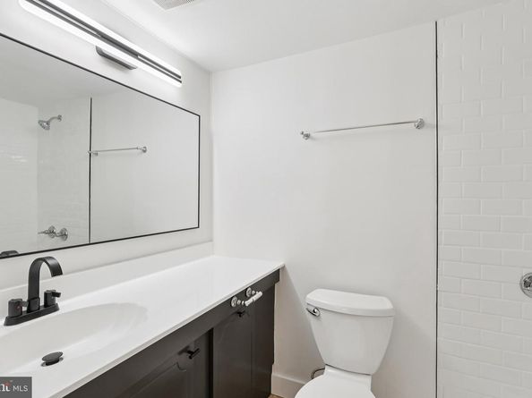 4000 Gypsy Lane 529, Philadelphia PA 19129