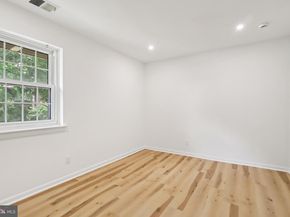 4000 Gypsy Lane 529, Philadelphia PA 19129