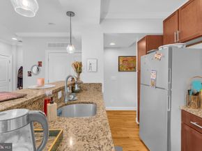 739 Newton Place NW 105, Washington DC 20010