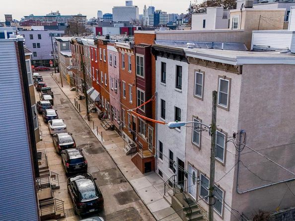 840 Leland Street, Philadelphia PA 19130