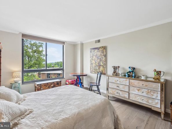 1808 Old Meadow Road 906, Mclean VA 22102