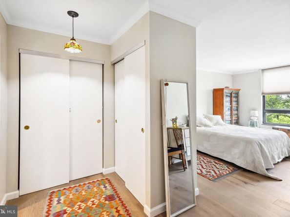 1808 Old Meadow Road 906, Mclean VA 22102