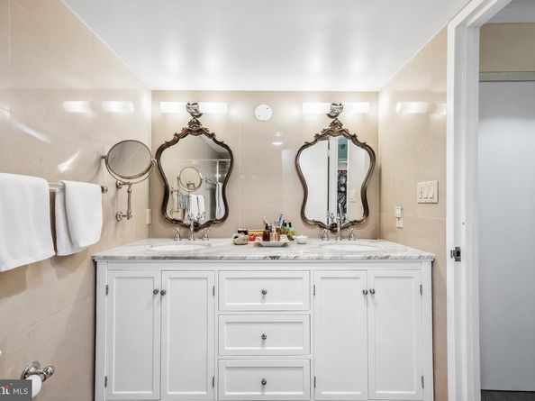 1808 Old Meadow Road 906, Mclean VA 22102