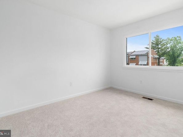 1214 Barnaby Terrace SE, Washington DC 20032